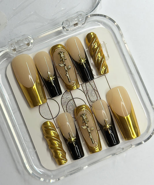 Noir & Gold
